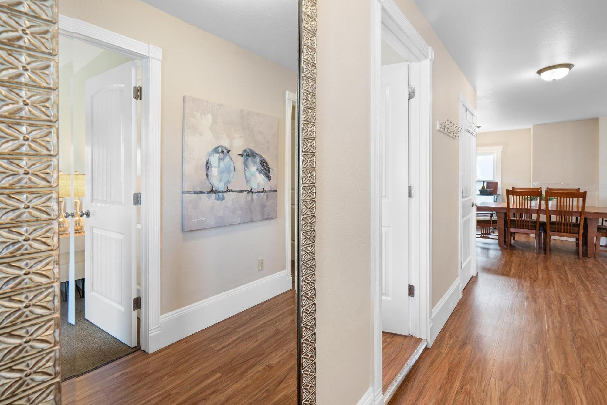 Pioneer Vacation Rentals - Pioneer North Suite Downtown アシュランド エクステリア 写真