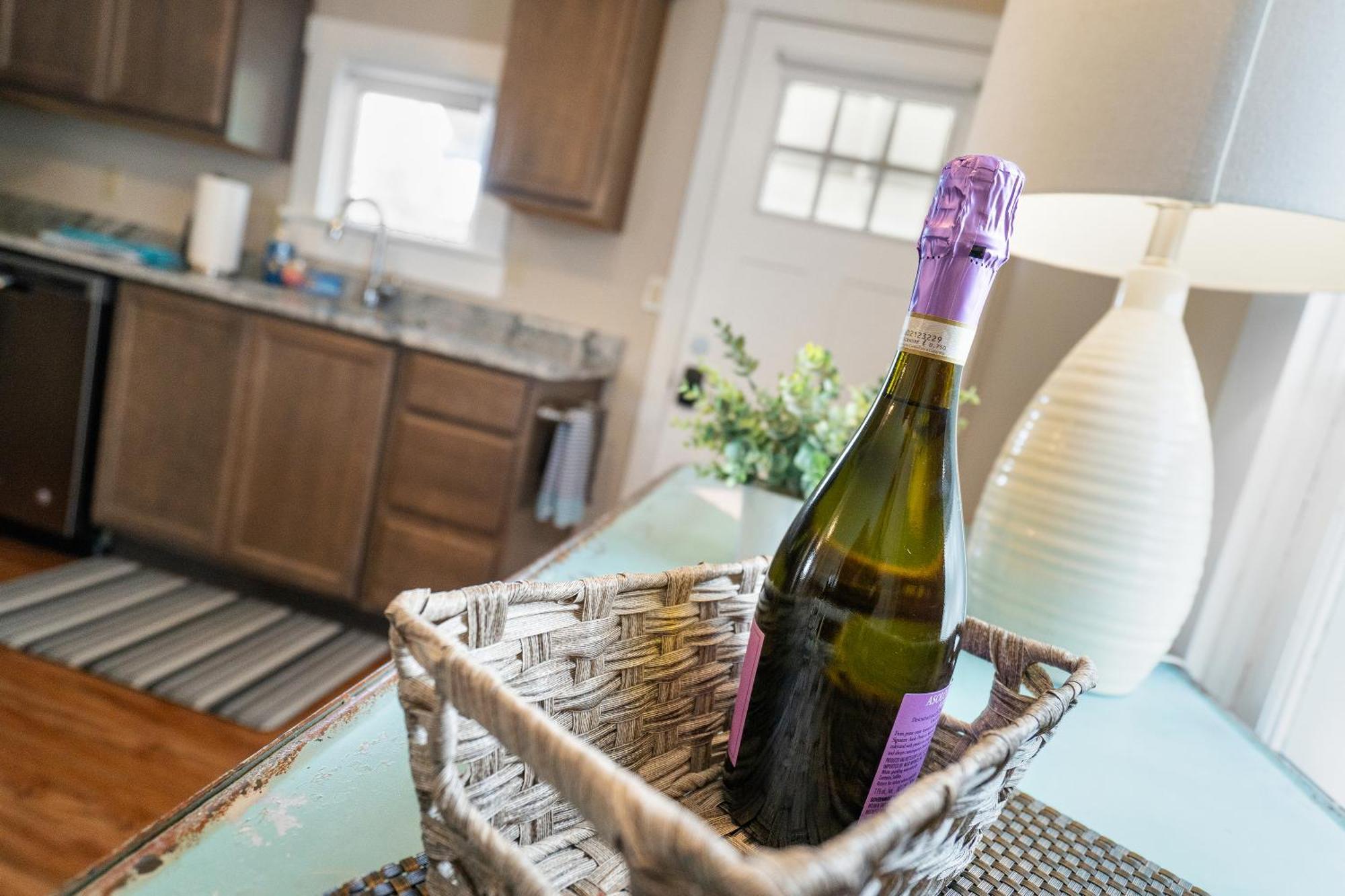Pioneer Vacation Rentals - Pioneer North Suite Downtown アシュランド エクステリア 写真